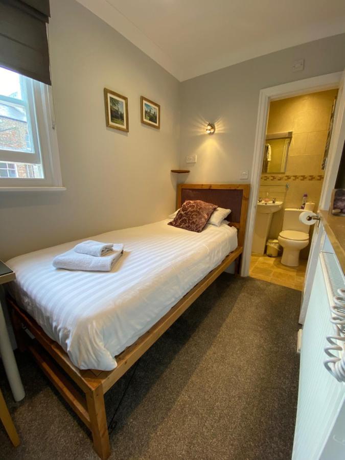 Number 34 Bed And Breakfast York Buitenkant foto