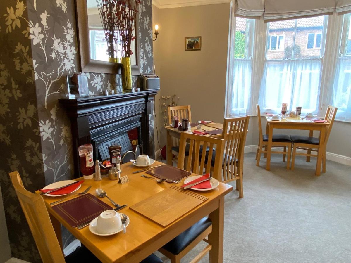 Number 34 Bed And Breakfast York Buitenkant foto